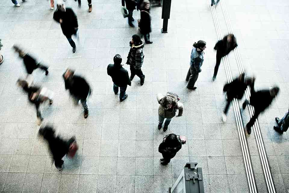 EES Faces Growing Scrutiny as Airport Delays, Industry Warnings Mount Ahead of Peak Summer Travel featured image